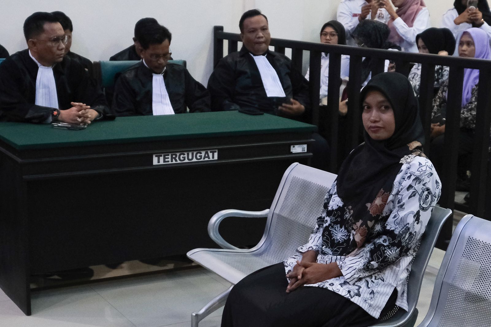 Majelis Hakim PN Andoolo Vonis Bebas Guru Supriyani