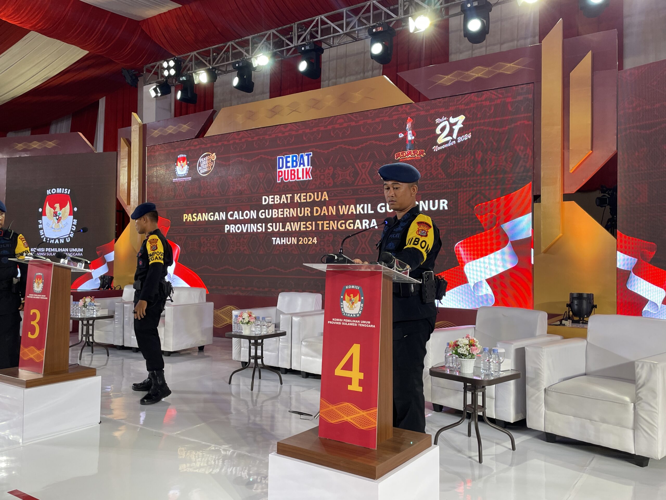 Detasemen Gegana Brimob Polda Sultra Sterlisasikan Venue Debat Kedua Cagub di Kolaka