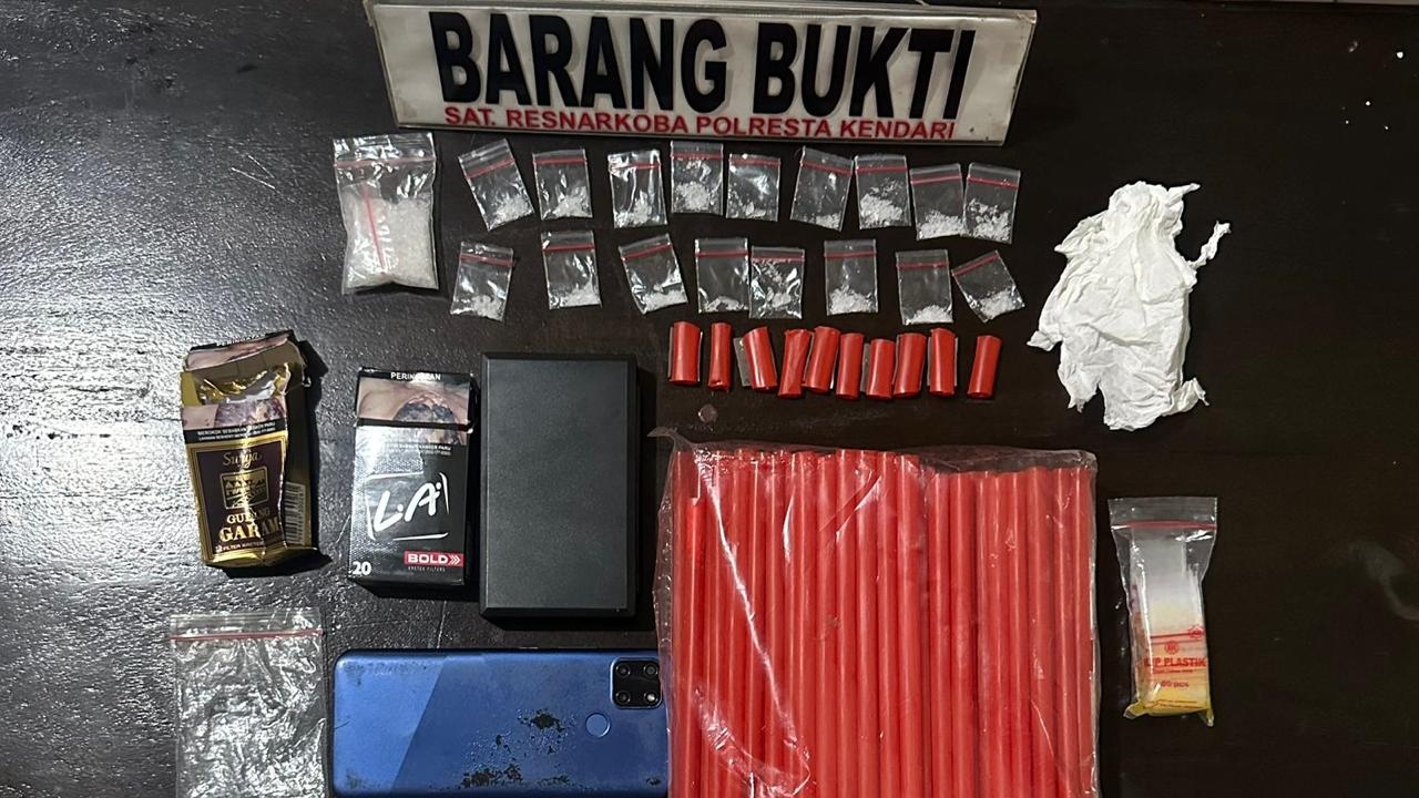 Polisi Tangkap Pria di Konsel, 18 Paket Sabu-Sabu Disita
