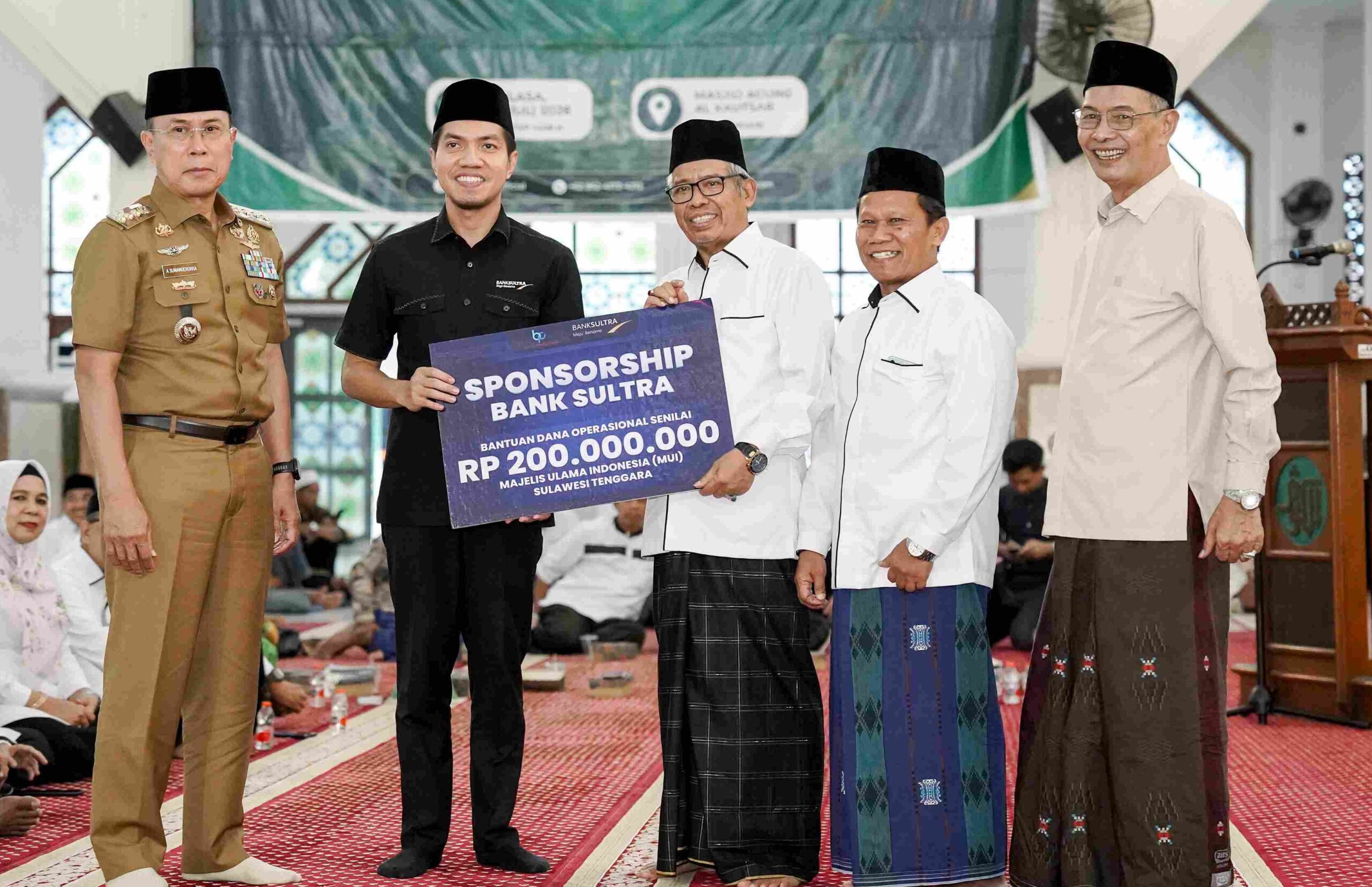 Bank Sultra Kucurkan Dana Rp200 Juta Dukung Program MUI Sultra